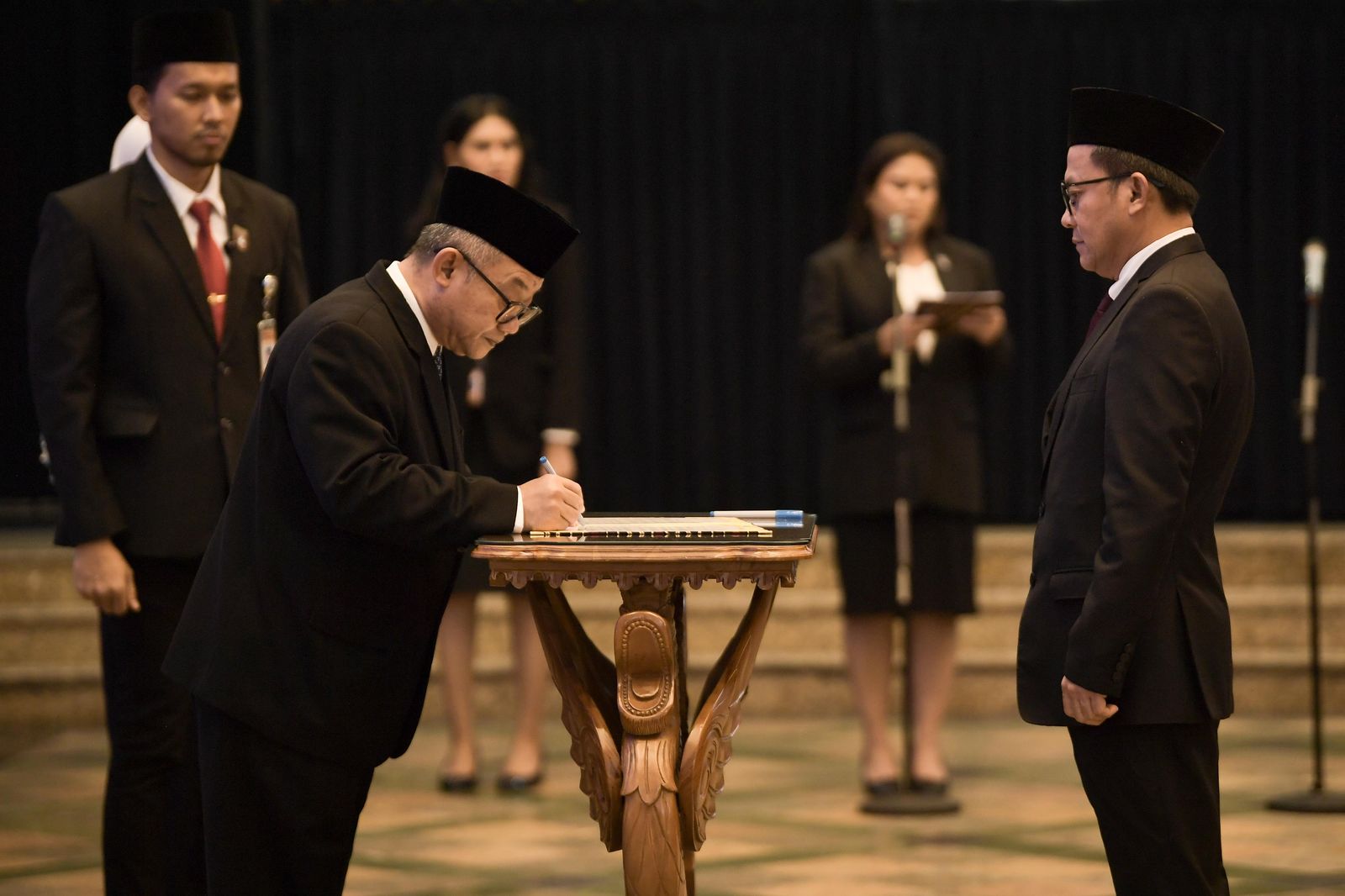 Mendikdasmen: Pelantikan Pejabat Bukan Hanya Formalitas Tetapi Amanah Pencerdasan Kehidupan Bangsa